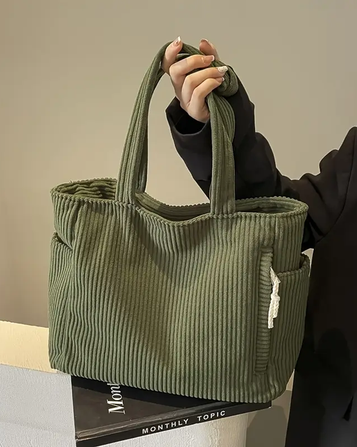 Tilda – Izrezana torba s remenom i detaljem