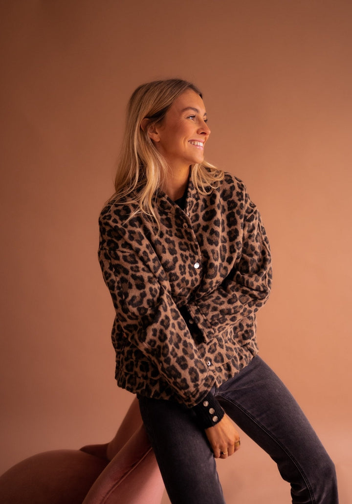 Charlene – Trendova Leopard Jakna