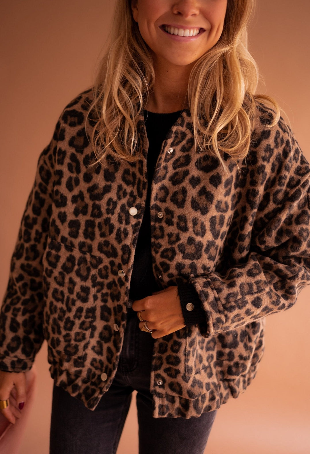Charlene – Trendova Leopard Jakna