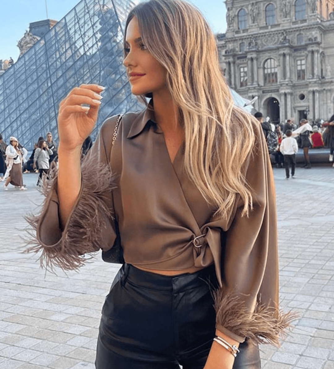 Briann® | Elegantna satenskaLaboratorska bluza