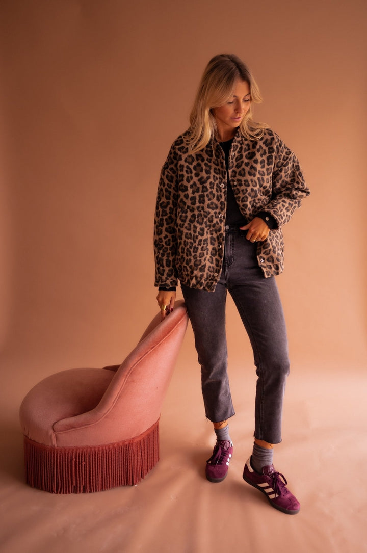 Charlene – Trendova Leopard Jakna